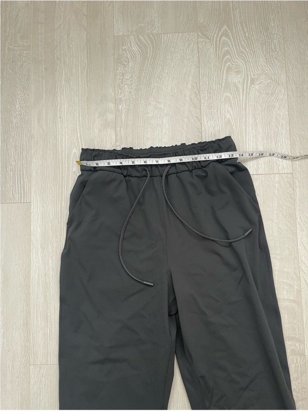 Lululemon Keep Moving Pant 7/8 High-Rise Graphite Grey size 6 - Picture 8 of 15